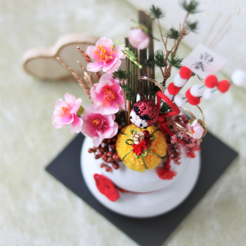 新作☆お正月飾り【かがみ庵】だるま入り LLサイズ 真っ赤な南天の実