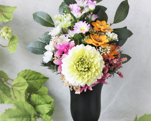 仏花　お供え花　お花のみ一対ダリア 新作 仏花 一対タイプ 存在感のあるクリーン系のダリアと菊とあねもね