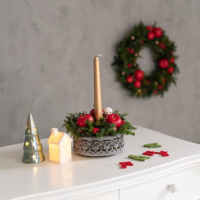 新作★北欧インテリア　ポミエ・キャンドル　真っ赤なリンゴと雪だるま　クリスマス支度にオススメ♪ プレゼントやギフトに