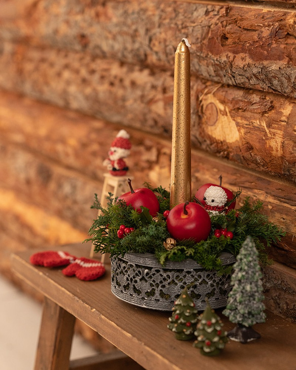 新作★北欧インテリア　ポミエ・キャンドル　真っ赤なリンゴと雪だるま　クリスマス支度にオススメ♪ プレゼントやギフトに　　 2枚目の画像