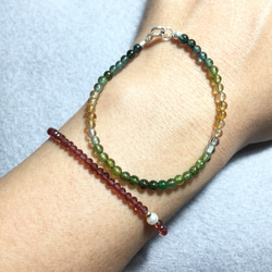 Forest Tourmaline 3.3mm bracelet design/ 3.3mm森林 綠色系漸層手鍊 第3張的照片