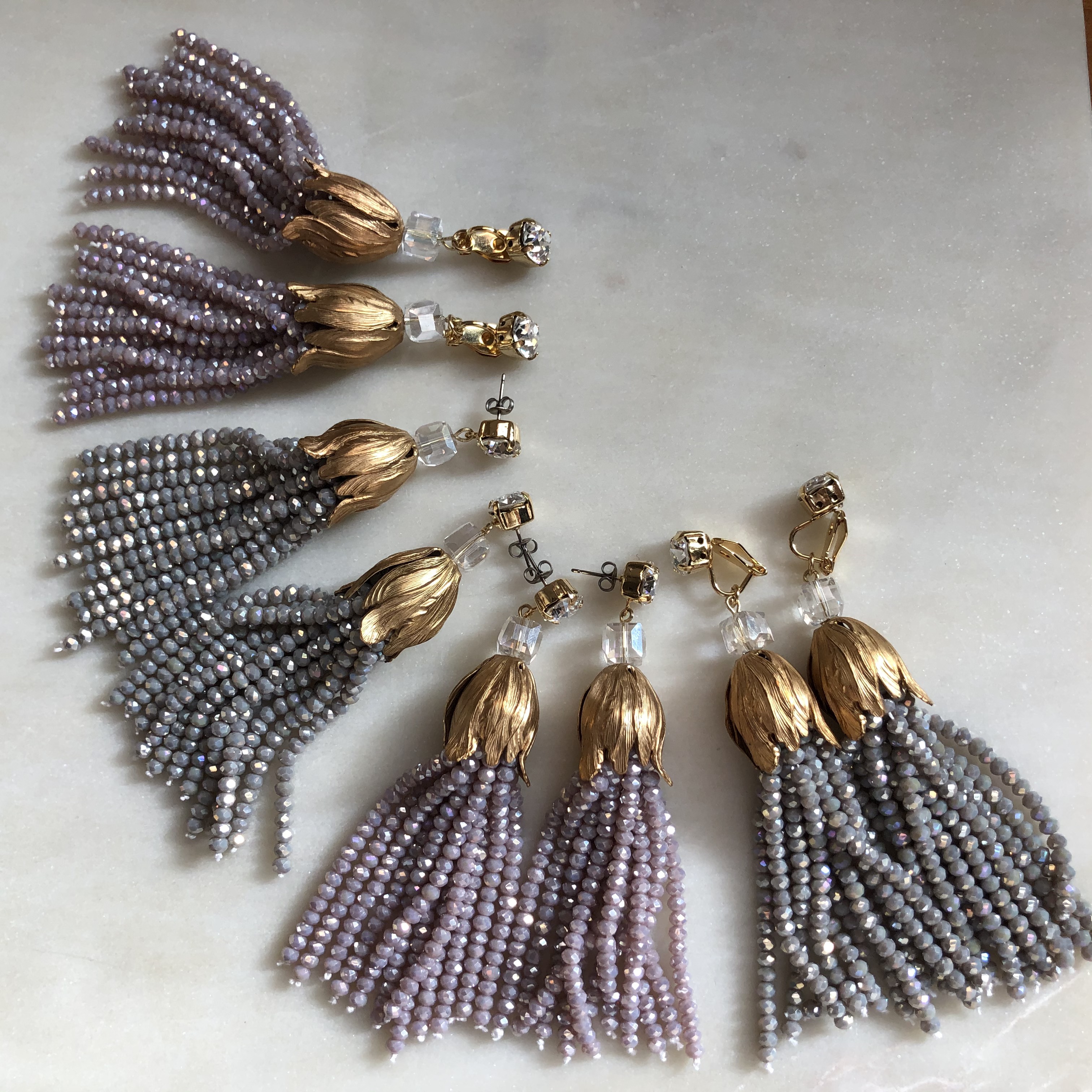 ◆イヤリング対応◆ヴィンテージのチューリップキャップのビーズタッセル アクセサリー シルバーグレー