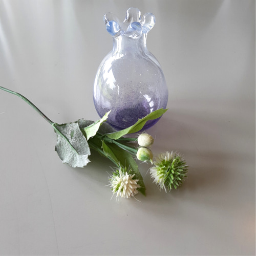 お花の一輪挿し 紫 一点物 吹きガラス 一輪挿し・花瓶・花器 ガラス日