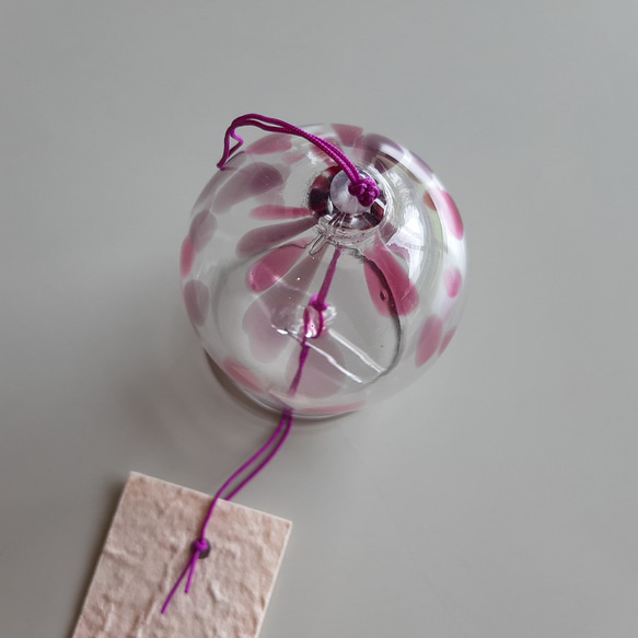 花火みたいな風鈴　吹きガラス　ピンク✕紫　 夏　涼しい 3枚目の画像