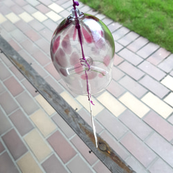 花火みたいな風鈴　吹きガラス　ピンク✕紫　 夏　涼しい 5枚目の画像