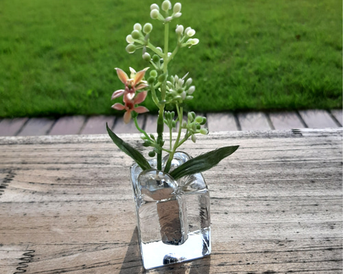 1_81a052d1feb168d9980bcb3245ba