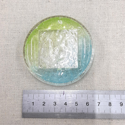 豆皿　正方形　グリーン～水色　ガラス　ペーパーウェイト　アクセサリー置き　 3枚目の画像