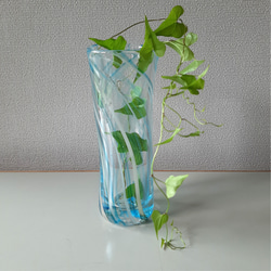 川のせせらぎ　花瓶　吹きガラス　 2枚目の画像