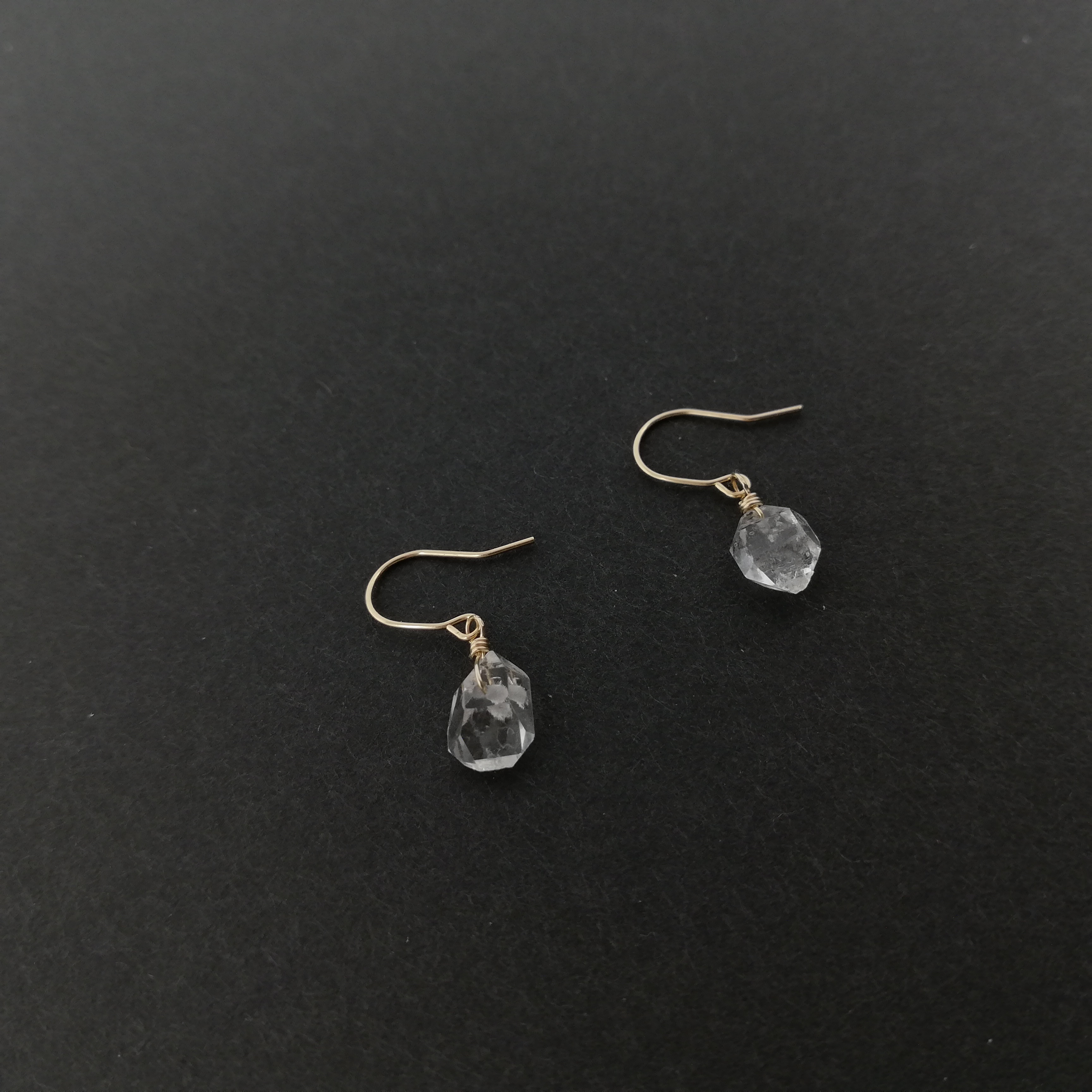 K18 1点もの ハーキマーダイアモンド ピアス