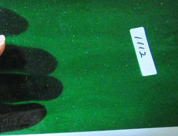 ブルズアイ　フュージング用板ガラス21　アベンチュリングリーン　13.1x10.8x0.2cm　1枚 3枚目の画像