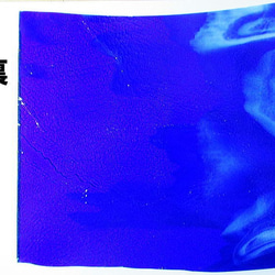 ブルズアイ　フュージング用板ガラス39　カリビアンブルーとホワイトの流れ模様　19.5x18.3x0.3cm　1枚 2枚目の画像