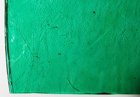 ブルズアイ　フュージング用板ガラス49　エメラルドグリーン　15.5x10.7x0.3cm　1枚 4枚目の画像