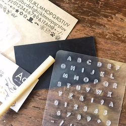 Craftsha日本製透明大細楷+數字+圖案壓印套裝 字母模具 壓字 皮革刻字 壓印 個人化 皮革DIY 第2張的照片