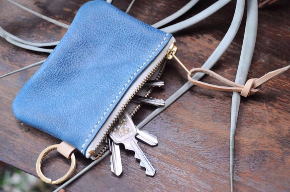 [クラシックファスナー財布 - ワックスをこする青]良い縫製革素材のパッケージ自由レタリングのカップルの手のバッグギフト財布カジ 4枚目の画像
