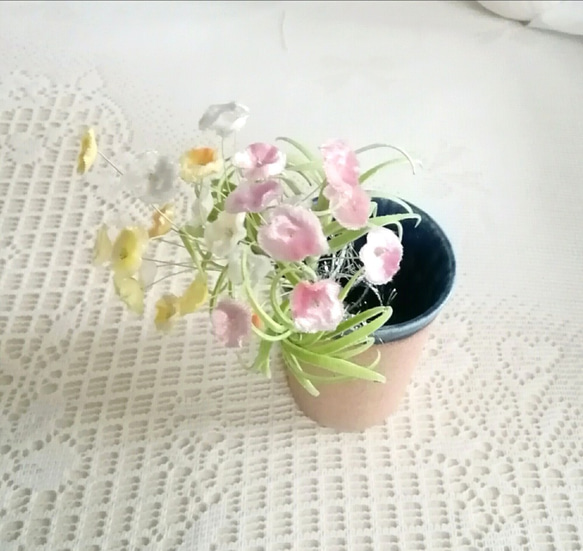 染め布花＊小花のミニ花束☆ミニスワッグ 2枚目の画像