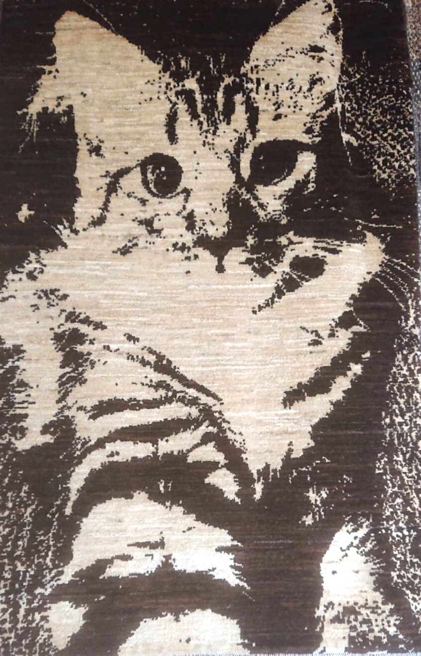 オーダーメイド絨毯　ガゼニラハット　お写真より織りあげます