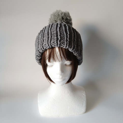 THE STANDARD MANUAL ハンドメイドニット帽 グレー THE STANDARD MANUAL ハンドメイドニット帽 グレー