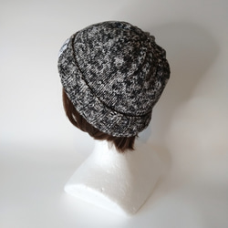 デニム糸のニット帽（黒＆白） 5枚目の画像