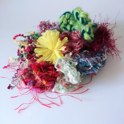お花いっぱいのヘアーアクセサリー【ヘアゴム】 3枚目の画像