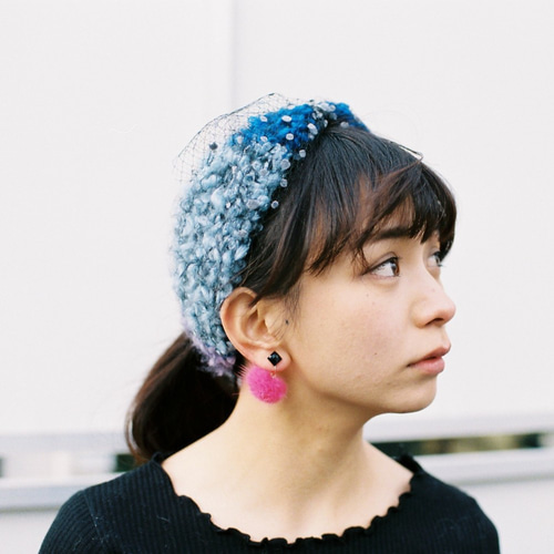 受注制作】ドットチュールリボンのヘアバンド（ブルー） ヘアバンド 