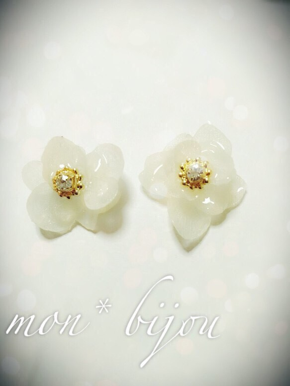 ✿✿3種方式✿繡球花和珍珠花束耳環（耳環） 第5張的照片