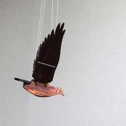 ミニ鳩                  　　 羽ばたき鳥　木製モビール　 4枚目の画像