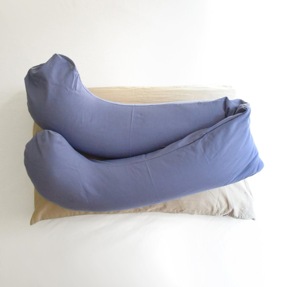 粒状ロングピロー 綿麻 パープル | マタニティ枕 減圧 睡眠補助 軽量 洗いざらしの薄手綿麻 ドライで通気性抜群 2枚目の画像