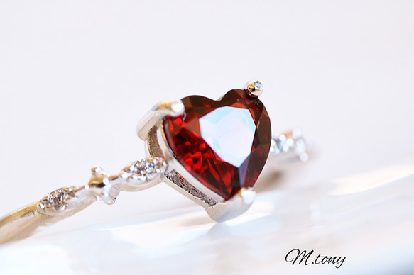 THE !ガーネット「 愛らしさの絶対正義」ハートシェイプ天然石 silver925  9号～18号フリーサイズ特集掲載 1枚目の画像