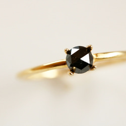 天然石ブラックダイヤモンド「リトル・ブラック・ドレス」ローズカットのクラシックな装い。silver925&18KGP 1枚目の画像