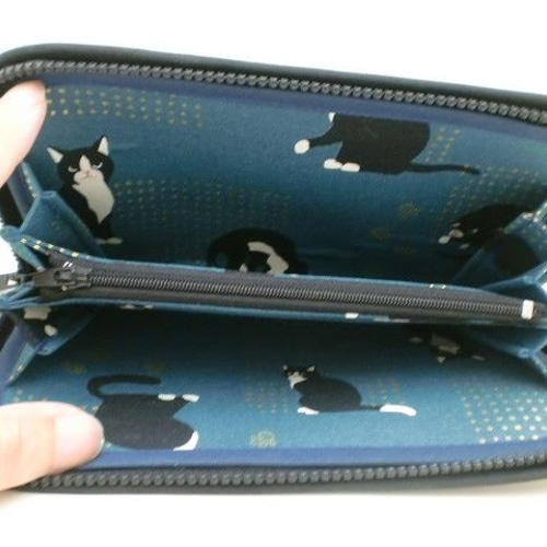 ラクチン♪長財布「ハチワレはっちゃん」 長財布 tocoya猫支部 通販