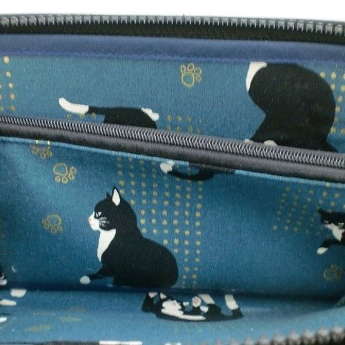 ラクチン♪長財布「ハチワレはっちゃん」 長財布 tocoya猫支部 通販