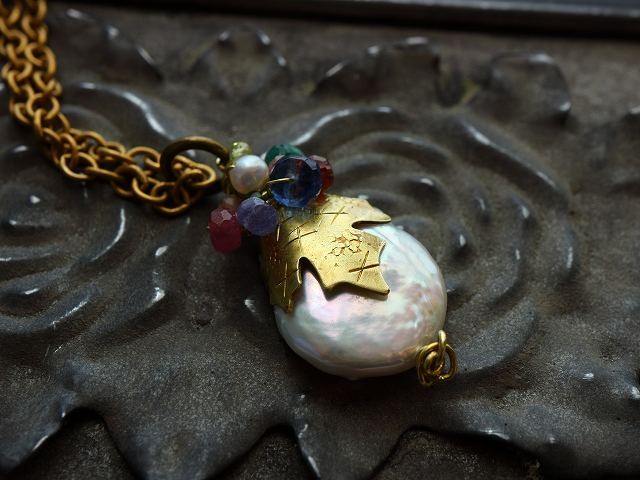 再販＊For your Christmas*淡水パール＊大粒＊葉＊ヴィンテージスタイル＊真鍮ネックレス*no.227