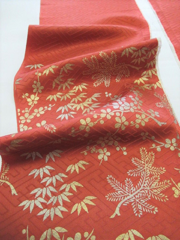 紅褐色金銀色 松竹梅紋 純絲紋飾 丹氏丹後旗面 No.82-4 Furisode part [225cm×19cm] Unrav 第5張的照片