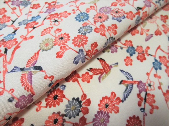 アイボリー 本加賀友禅 型染 梅に菊・鳥模様 正絹 丹後ちりめん