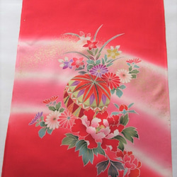 紅京友禪金色花球 真絲 右袖前襟No.4【長50cm x 寬37cm】兒童慶典拆解服和服面料 第3張的照片