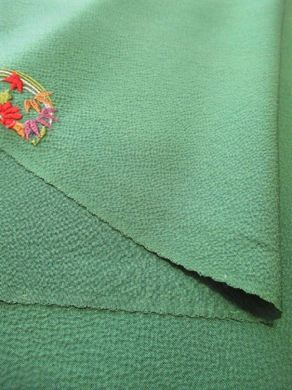 綠色純色真絲探戈千里面No.18-3【長50厘米×寬37厘米】解開絎縫日本布面料被撕下 第4張的照片