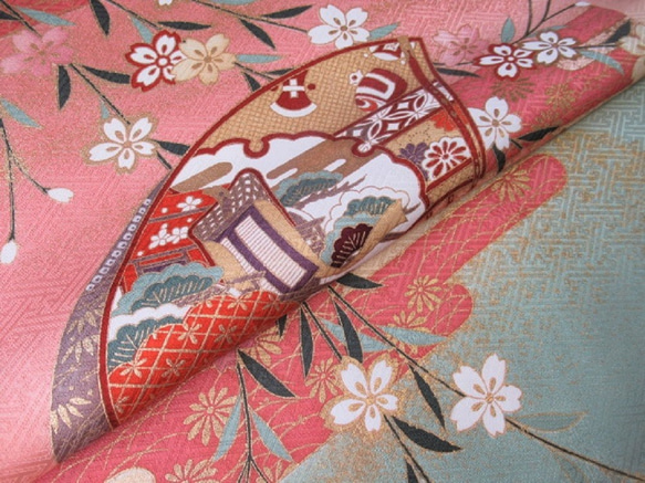 桃色ぼかし 京友禅 金彩桜模様 正絹紋意匠 緞子 紗綾型に花 丹後