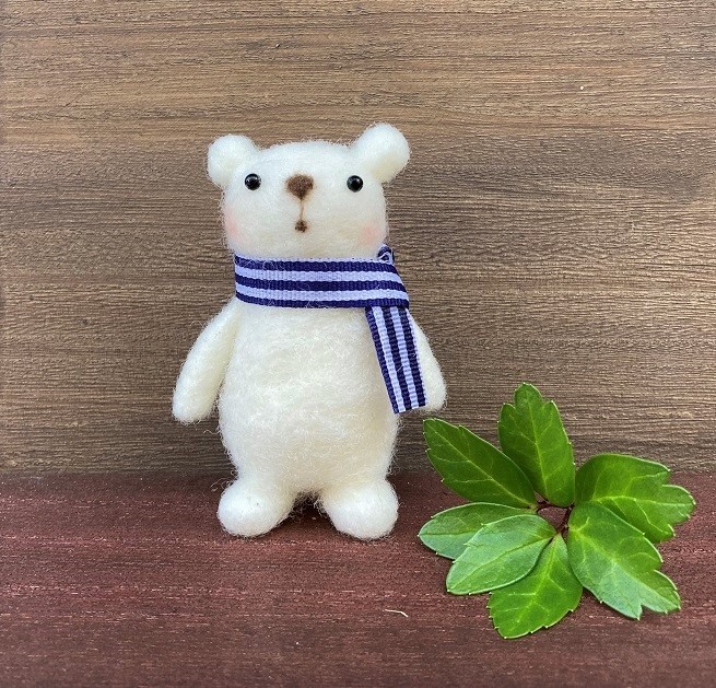 かえるポンチョくまちゃん　（ブルー）　羊毛フェルト