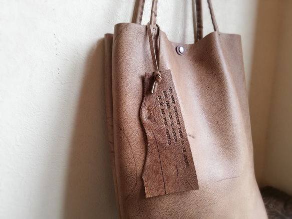 simple tote 縦長　ベージュブラウン　kuduleather 3枚目の画像