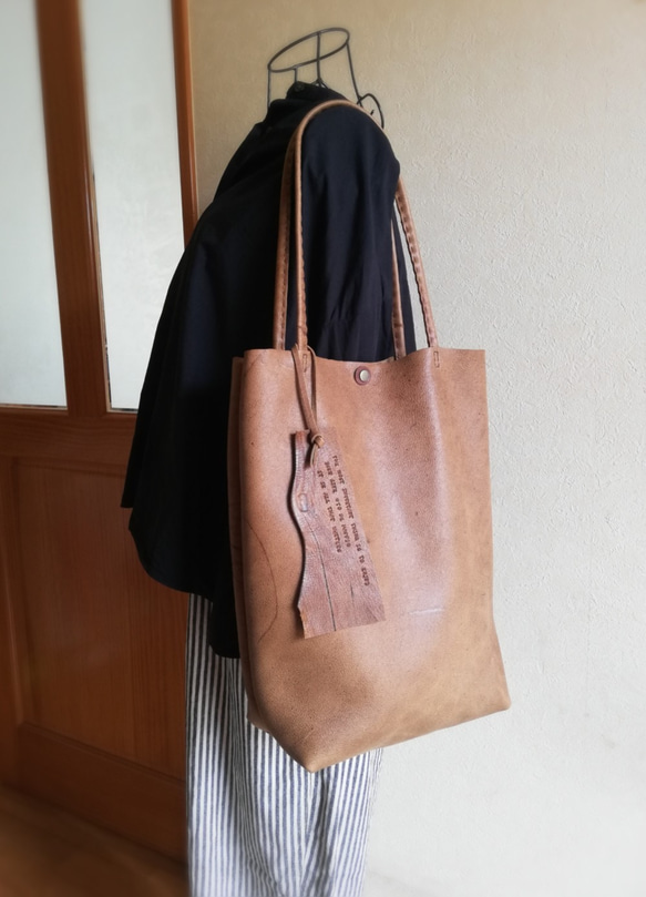 simple tote 縦長　ベージュブラウン　kuduleather 10枚目の画像