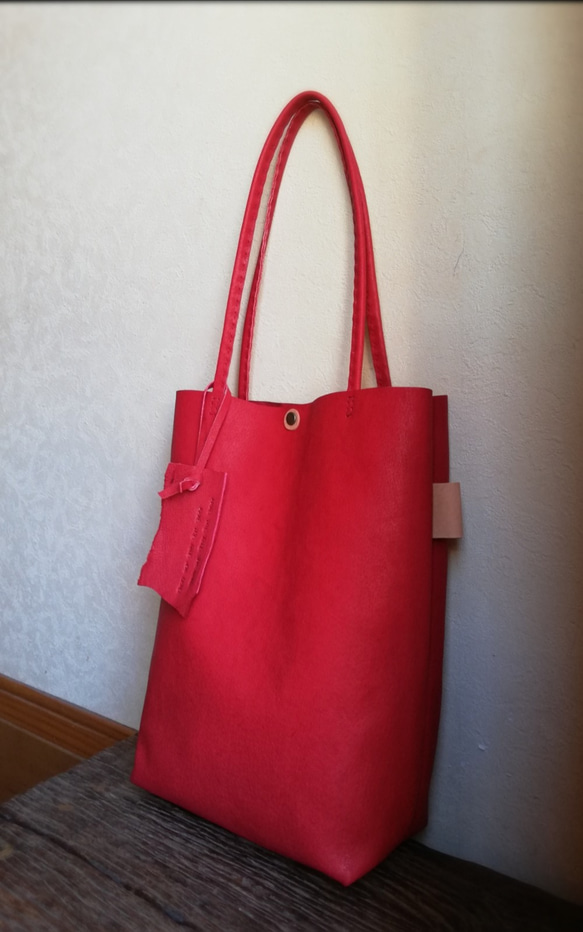 simple tote 縦長　レッド　ピッグスキン 4枚目の画像