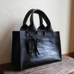 【受注制作】square tote Ｓ　ブラック　オイルワックスレザー 1枚目の画像