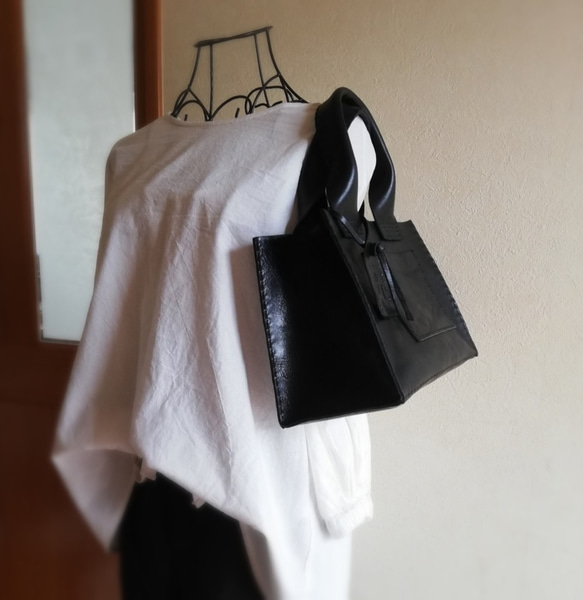 【受注制作】square tote Ｓ　ブラック　オイルワックスレザー 7枚目の画像