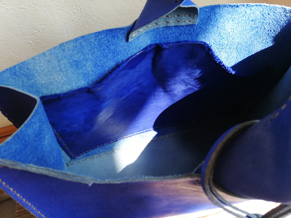 四角いワンハンドルバッグ　コバルトブルー　オイルヌメ 5枚目の画像