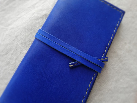 simple wallet　オイルヌメ　コバルトブルー 2枚目の画像