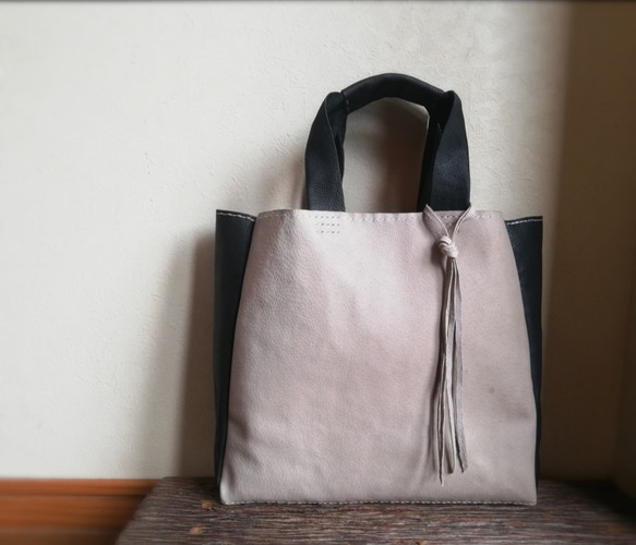 stitch tote M　ピッグスキン　ライトグレー✗ブラック 1枚目の画像