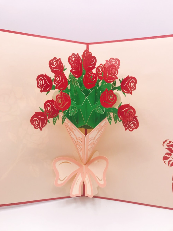 手作り切り紙ポップアップメッセージカード赤いローズ　花束　バラブティックナチュラル 2枚目の画像