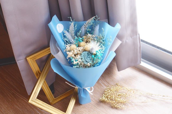 『麋花Amor Floral』藍色多瑙河乾燥花束/婚禮小物 探房禮 二次進場 新娘  韓式花束 送客 拍照道具 乾燥 第1張的照片
