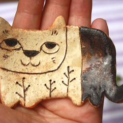 陶器猫型豆皿 2枚目の画像
