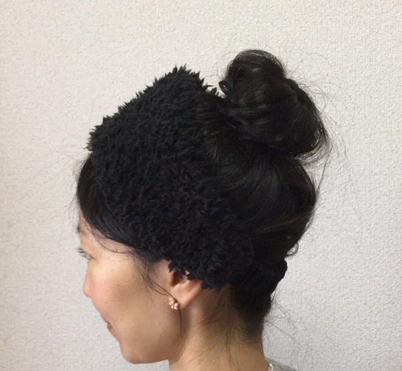 ファーヘアバンド（プードルファー・ブラック） 1枚目の画像